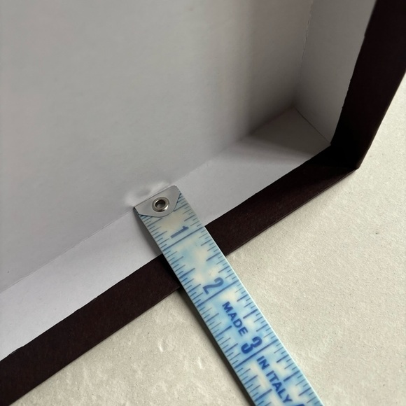 Coach Box - Picture 9 of 9